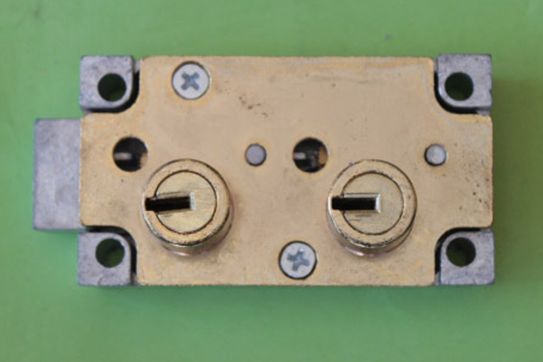 Sargent & Greenleaf 4440 Series - Right Hand