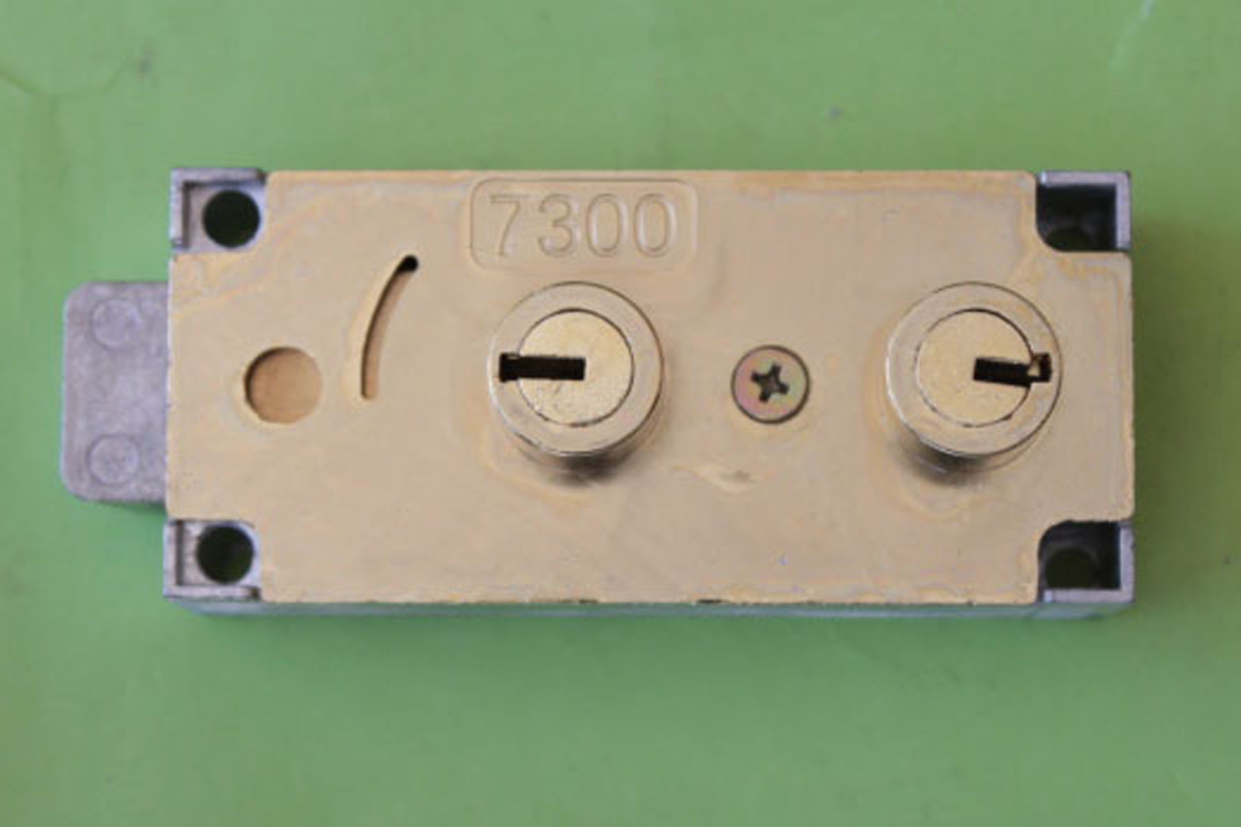 LeFebure 7300